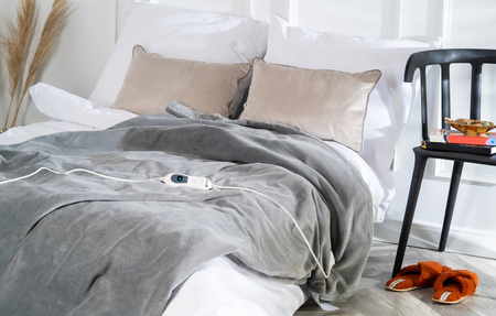 Koc ogrzewający Oromed ORO-BLANKET POLAR ciepły polarowy 180x130 cm