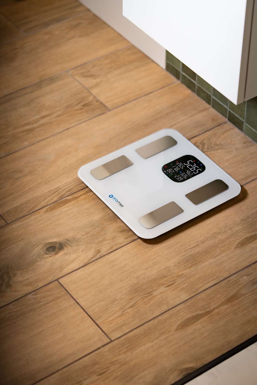 Waga analityczna elektroniczna łazienkowa ORO-BLUETOOTH H SMART WHITE