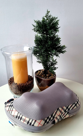 Poduszka masująca shiatsu masażer Oromed ORO-PILLOW