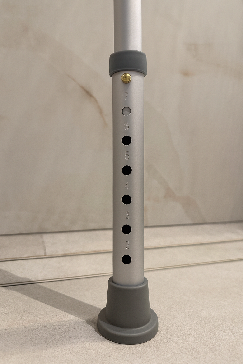 Obrotowy taboret pod prysznic