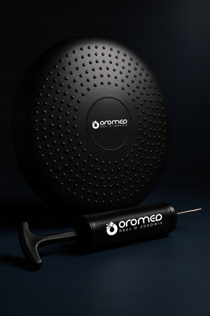 Poduszka sensoryczna jeżyk MED+ czarna 33cm