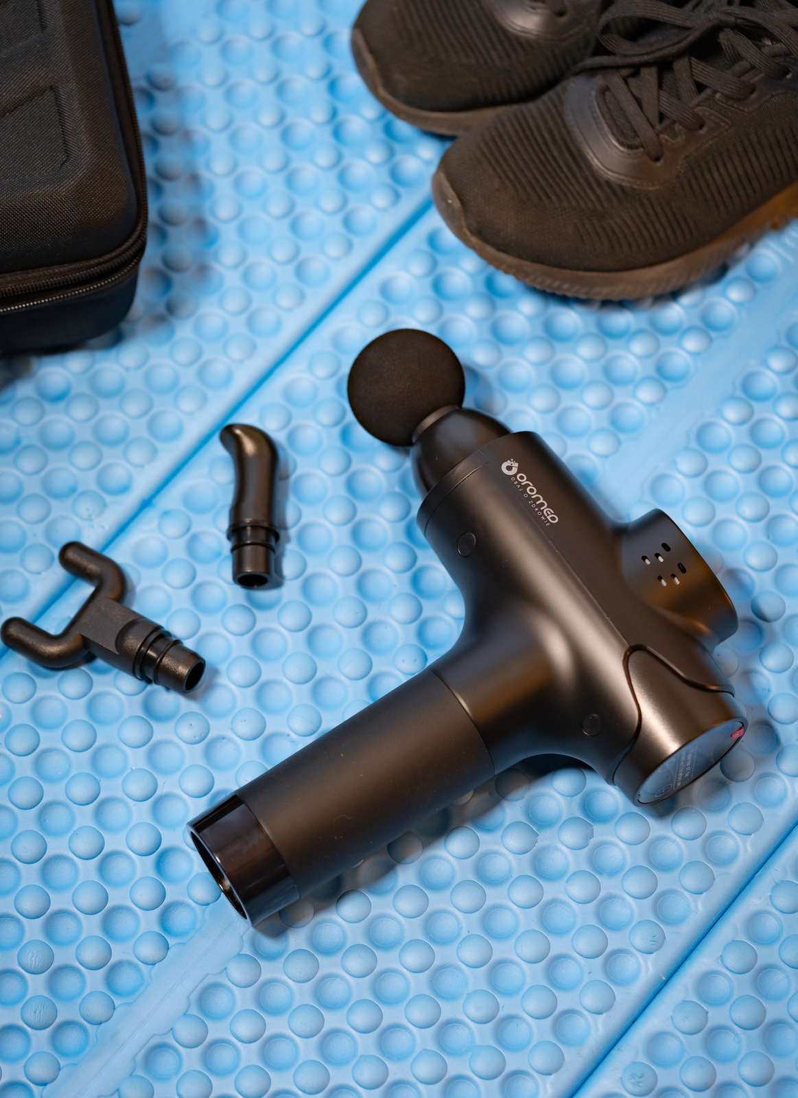 Pistolet do masażu masażer ORO-GUN PRO czarny